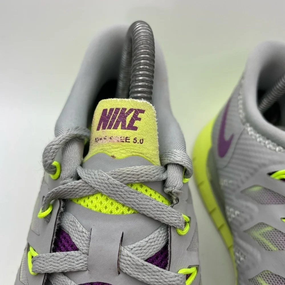 Nike Free 5.0 womens gray green sneaker size 8.5